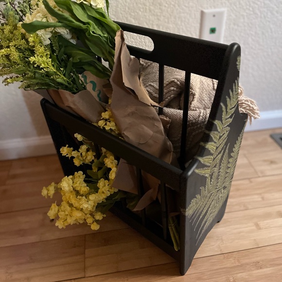 Vintage Magazine holder - Picture 3 of 4